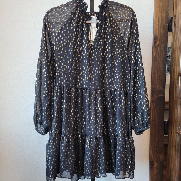 H&M Dresses & Skirts - H&M Midi Long Sleeve Dress